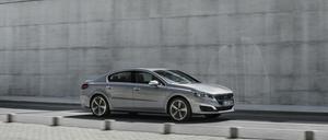 Auch als Limousine gibt der Peugeot 508 eine gute Figur ab. An Platz mangelt es ihm nicht. Eher an Glamour.