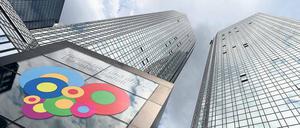 Baustelle Deutsche Bank. Die größte deutsche Bank krempelt ihre Konzernstruktur und Führungsebene um. Der Aufsichtsrat will „Komplexität im Management“ verringern.