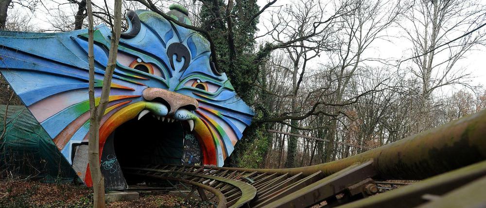 Bahn ins Nichts. Der Spreepark im Plänterwald versprüht morbiden Charme. 