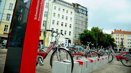 Eine typische Fahrradstation für Mietfahrräder der Deutschen Bahn in der Kastanienallee Ecke Schwedter Straße. Das Verleihsystem hat es im ADAC-Test auf den ersten Platz geschafft. 