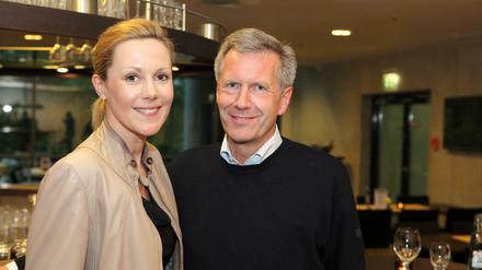 Im Jahr der Trennung: Der frühere Bundespräsident Christian Wulff und Bettina Wulff im Mai 2013 am Rande des Bruce-Springsteen-Konzerts in Hannover .
