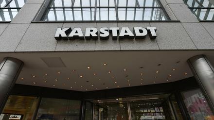 Karstadt-Filiale in Dessau: Durch neue Konzepte soll Stammkundschaft zurückgewonnen werden.