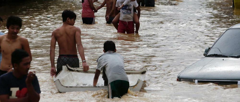 Die starken Regenfälle haben weite Teile der Philippinen, wie hier nördlich der Hauptstadt Manila, schwer getroffen.