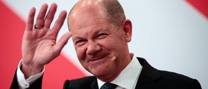  Olaf Scholz beim Wahlabend zur Bundestagswahl bei der SPD im Willy-Brandt-Haus in Berlin am 26. September 2021. 