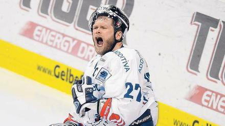 Mann für besondere Momente. Steve Walker hat mit den Eisbären Berlin als Spieler alles erreicht. Jetzt will der 42-Jährige Karriere als Trainer machen. 