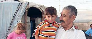 Khalat Dalli lebt mit seiner Familie in drei Zelten des Flüchtlingslagers bei Dohuk.