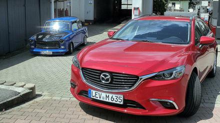 Mit der neuen Modellreihe des Mazda 6 gibt es nun auch die Kombination Diesel und Allrad - allerdings nur für den Kombi, nicht für die Limousine. Der Sechser will also jetzt im Quattro-Revier räubern.