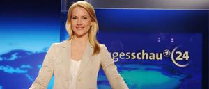 "Tagesschau"-Sprecherin Judith Rakers bekommt von Sonntag an Beine. 