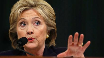 Hillary Clinton vor dem Bengasi-Untersuchungsausschuss.