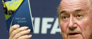 Der Ethik nur predigt: Der Fußballweltverband von Präsident Joseph Blatter besitzt ein verheerendes öffentliches Image. 