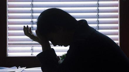Häufige Kopfschmerzen und Migräne können Anzeichen einer psychischen Erkrankung sein. 