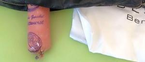 Die gelieferte Tasche von Zalando samt Zwiebelmettwurst. 