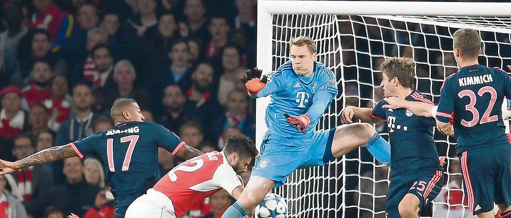 Vorbeigeflogen. Die Bayern kassieren das 0:1 in London, Olivier Giroud trifft zum 1:0 für Arsenal.