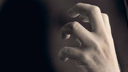verkrampfte Hand