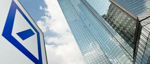 Die Deutsche Bank muss einen Milliardenverlust verbuchen: Im dritten Quartal summierte sich das Minus auf 6,013 Milliarden Euro.