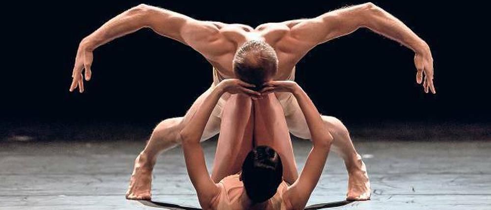 Machtspiel. „Petite Mort“, eine Choreografie von Jiri Kylián – der dritte Teil des Programms. 