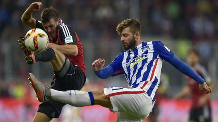 Marvin Plattenhardt will mit Hertha BSC ins Achtelfinale des DFB-Pokals. 