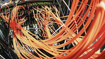 Die Vorfahrt für bestimmte Dienste wird in der neuen EU-Regelung zur Netzneutralität bereits dann erlaubt, wenn die Netzüberlastung noch gar nicht eingetreten ist. 