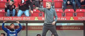 Wegweisend. Seit seiner Verpflichtung hat Stefan Effenberg mit Paderborn zwei Spiele in der Zweiten Liga gewonnen. 