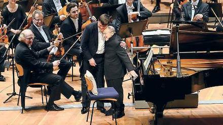 Viel Harmonie. Christian Thielemann herzt Menahem Pressler 