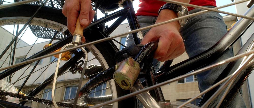 Jedes Jahr werden über 350.000 Räder allein in Deutschland gestohlen. Die Idee von "Isect" ist es, Fahrraddieben eine große Radfahrer-Community entgegenzusetzen.