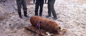 Da ist sie. Die Fliegerbombe nach der Entschärfung.