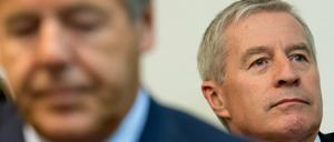 Der ehemalige Vorstandsvorsitzende der Deutschen Bank, Josef Ackermann (l), und der Co-Vorsitzende des Vorstands der Deutschen Bank, Jürgen Fitschen.