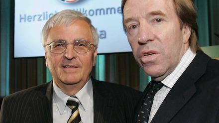 Der ehemalige DFB-Präsident Theo Zwanziger (l.) und Fußball-Idol Günter Netzer.