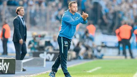 Geht der Daumen wirklich hoch? Das heutige Spiel gegen Gladbach könnte ein entscheidendes für den gesamten Saisonverlauf von Hertha sein.