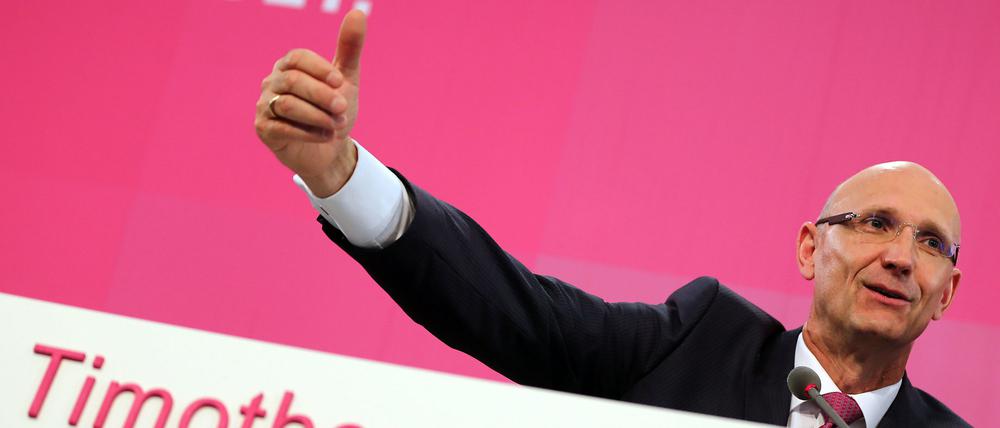 Höttges polarisiert. Der Vorstandsvorsitzende der Deutschen Telekom, Timotheus Höttges, stößt mit sienen Plänen auf Widerstand.