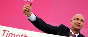 Höttges polarisiert. Der Vorstandsvorsitzende der Deutschen Telekom, Timotheus Höttges, stößt mit sienen Plänen auf Widerstand.