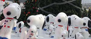 Globale Ikone: Snoopy kennt man fast überall auf der Welt, in diesem Fall vor einem Einkaufszentrum in Bangkok.