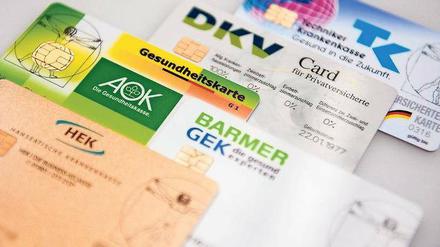 Schlüssel zur Datenautobahn. Bislang sind auf der elektronischen Gesundheitskarte nur einige wenige Informationen über den Versicherten gespeichert. Sukzessive sollen weitere dazukommen – allerdings auf freiwilliger Basis. 