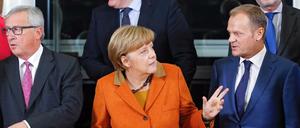 EU-Kommissionspräsident Jean-Claude Juncker, Bundeskanzlerin Angela Merkel und EU-Ratspräsident Donald Tusk (von links) beim EU-Flüchtlingsgipfel.