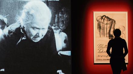 „Mutter Krausens Fahrt ins Glück“ spielte auch in der Berliner Zille-Ausstellung 2008 eine Rolle: Der Maler hatte mitgewirkt und auch das Plakat geschaffen.
