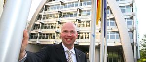 Markus Voigt, Präsident des Vereins Berliner Kaufleute und Industrieller (VBKI) vor dem Ludwig Erhard Haus.