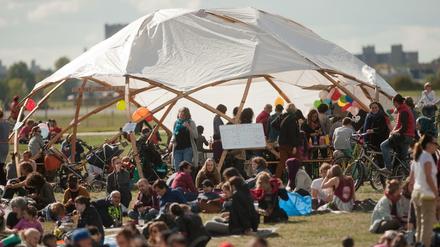 Ende September organisierte das Aktionsbündnis "Schön dass ihr da seid" wein Welcome-Picknick für Flüchtlinge auf dem Tempelhofer Feld. 