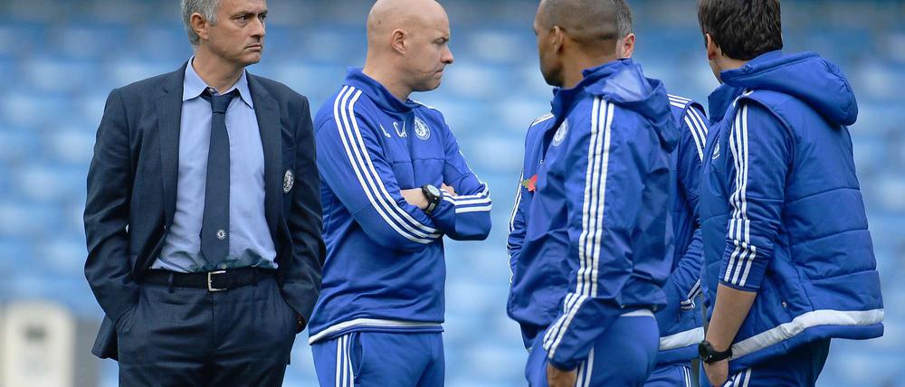 Könnte eng werden. José Mourinho hat schon schönere Tage erlebt.