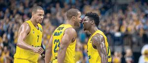 Rechte und linke Hand des Trainers. Taylor (l.) und Cherry verstehen sich. 