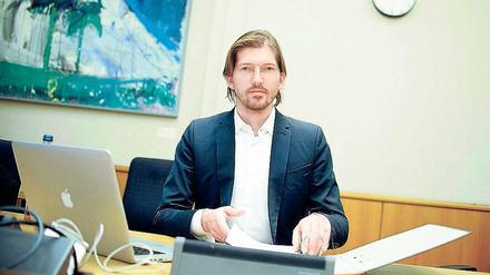 Katastrophenforscher. Martin Delius will im Untersuchungsausschuss das BER-Chaos aufklären, gleichzeitig konnte er den Niedergang seiner Partei beobachten. Foto: dpa/Britta Pedersen