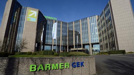 Bisher in Wuppertal, künftig in Berlin: Mit der Fusion wird die Barmer wieder zur größten deutschen Krankenkasse. 