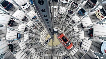 Bergab. Volkswagen hat im Oktober in Großbritannien fast zehn Prozent weniger Autos seiner Kernmarke verkauft. In Deutschland war der Absatz noch stabil. 