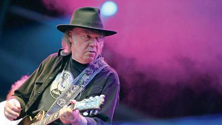 Old Man. Schon mit 21 fühlte sich Neil Young älter, als er war. Er ist mit den Jahren immer lauter geworden. 