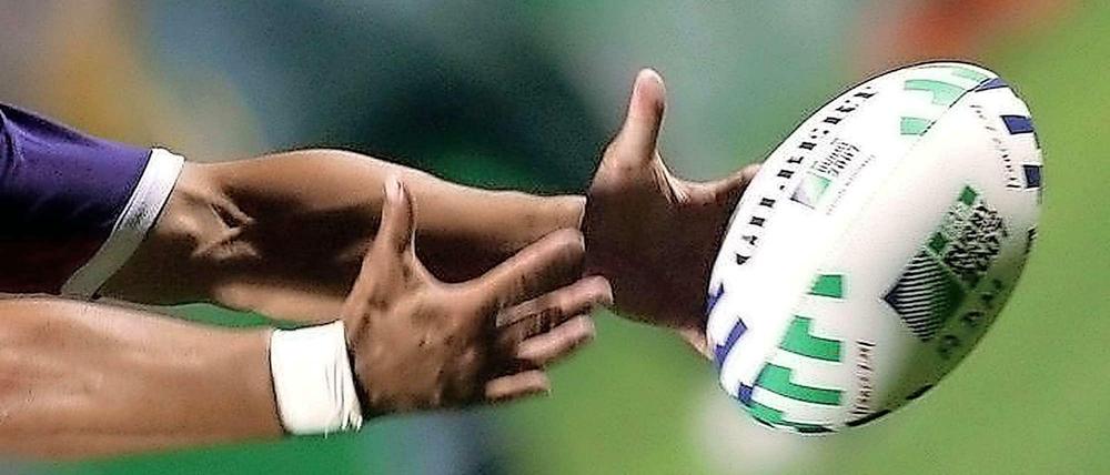 Schwer zu fassen: Immer noch ist offenbar nicht klar, welchen Standort das Bezirksamt Steglitz-Zehlendorf für das geplante Rugbystadion des Berliner RC präferiert. Die Anwohner hinter der ehemaligen Truman Plaza wollen den Standort an der Wilma-Rudolph-Schule verhindern.