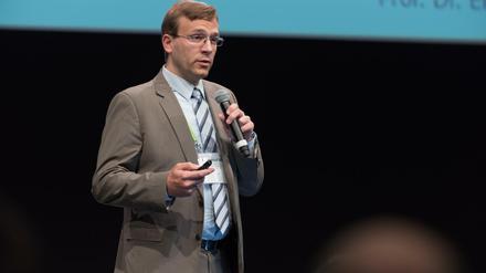 Prof. Dr. Emmanuel Müller