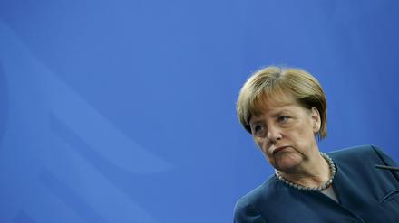 In der Flüchtlingskrise steht Bundeskanzlerin Angela Merkel (CDU) enorm unter Druck. 