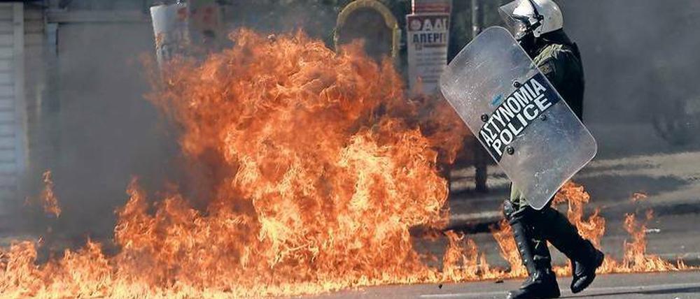 In Athen kam es am Donnerstag am Rande eines Protestzugs zu Ausschreitungen. 