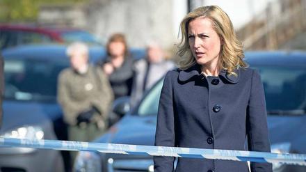 Eine Spur, verzweifelt gesucht.  Detective Superintendent Stella Gibson (Gillian Anderson) muss das Puzzle zusammensetzen, das zum Täter führt.