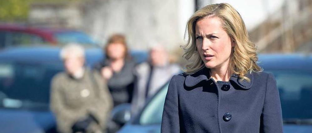Eine Spur, verzweifelt gesucht.  Detective Superintendent Stella Gibson (Gillian Anderson) muss das Puzzle zusammensetzen, das zum Täter führt.