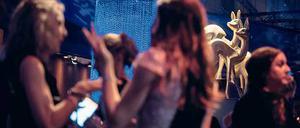 Und sie feierten bis tief in die Nacht.